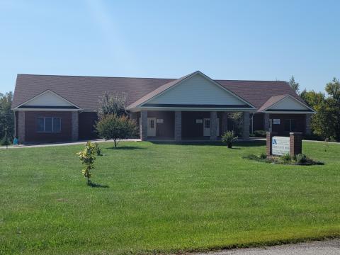 Picture of outside of Anderson County Extension Office. 